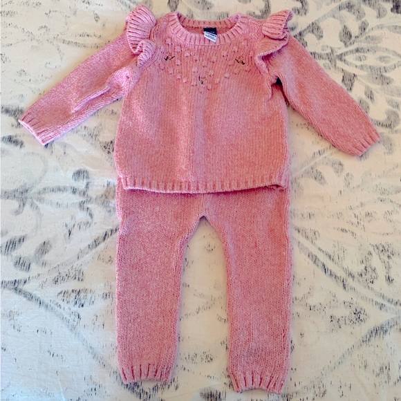 Old Navy Pink cozy cotton knit 2 pc outfit. Absolutely adorable. Good condition - Picture 1 of 7